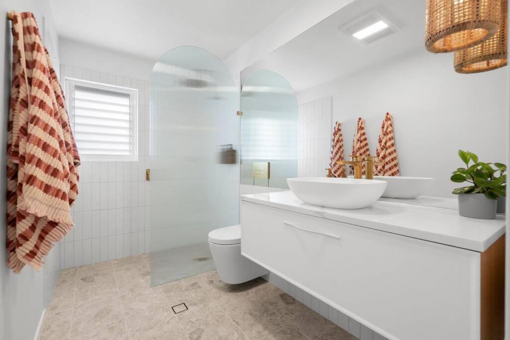 Vibes At Five Noosa Apartment Noosaville Luaran gambar